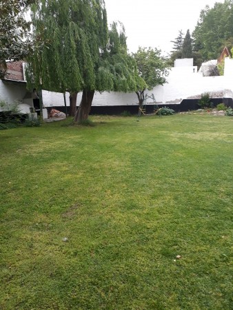 VENDO CASA 3 DORMITORIOS ZONA RESINDENCIAL BARRIO BELGRANO NEUQUEN