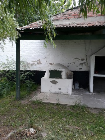 VENDO CASA 3 DORMITORIOS ZONA RESINDENCIAL BARRIO BELGRANO NEUQUEN